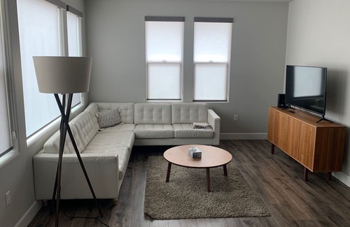 Davis House | Brand New Spacious 3 bedroom House, 2.5 miles away from UCD