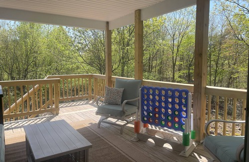 Briar Crest Woods House | Brand new, spacious 5-bedroom house in Blakeslee with WiFi and game room