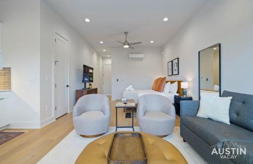 Lakeland Park Apartment | Brand New Studio Apt w King Bed Kitchenette in Steiner Ranch by Austin Vacay