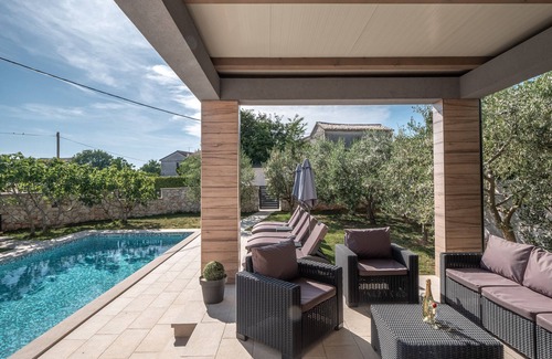 Segotici House | Brand new villa *, heated pool, 2.5 km from the sea, barbecue, WiFi, free WiFi