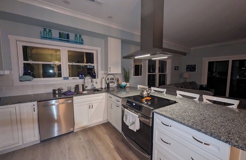 Silver Beach House | Brand-new waterfront house on the Chesapeake Bay