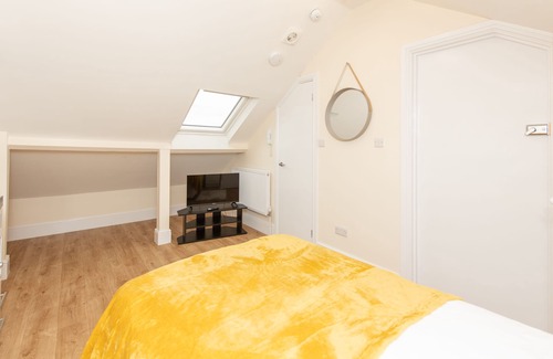 Southampton Apartment | *BrandNew* Studio Flat near Solent Uni w/Parking