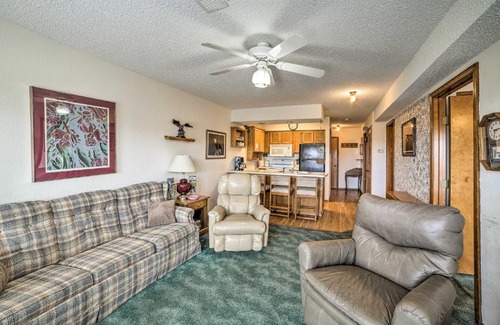 Notch Estates Apartment | Branson Condo with Views 2 Mi to Silver Dollar City