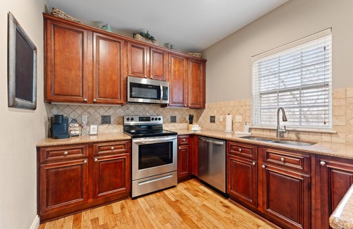 Branson House | Branson Hills Exclusive Walk-In Vacation Home - 2BD - Sleeps 6 - Great Location!