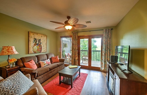 Notch Estates Apartment | Branson West Condo w/Pool + Fishing Lake Access!