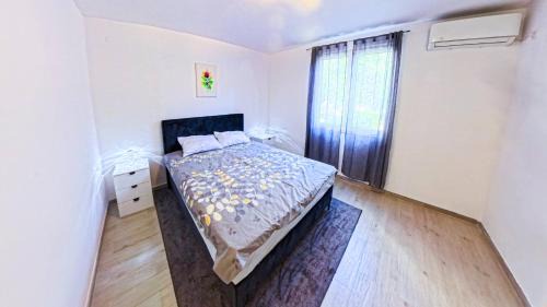 Skaljari Apartment | Brazos Apartment