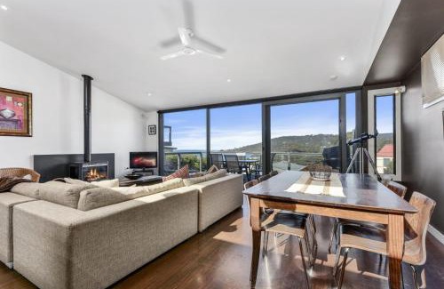 Lorne House | Breakers 12