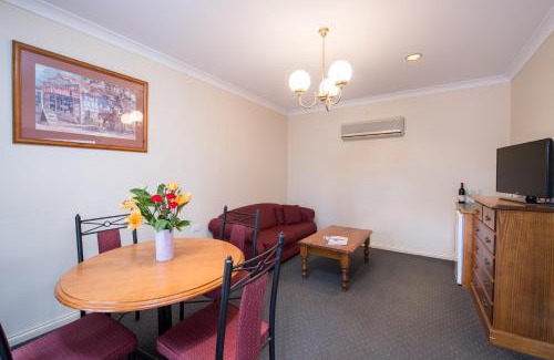 Solomontown Hotel | Breakfree Port Pirie
