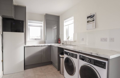 Breakish House | BREAKISH VILLA, family friendly, with a garden in Broadford