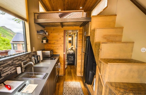 Sedona House | Breathe Cabin w/Red Rock Views+ HotTub + FirePit