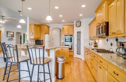 Marsing House | Breathtaking Getaway on the Snake River in the Sunnyslope Wine Region!