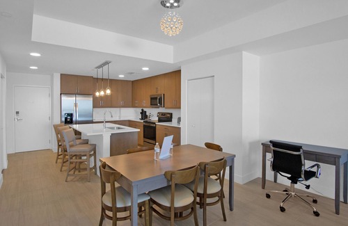 Clearwater Beach Condo | Breathtaking Gulf Facing Condo Hotel Suite