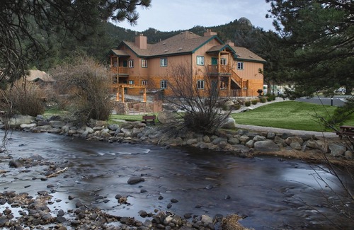 Estes Park Resort | Breathtaking in all directions!