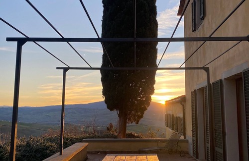 Chianciano Terme House | Breathtaking sunsets from a peaceful farmhouse with swimming pool in Val d'Orcia