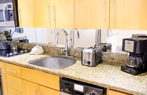 Zona Hotelera Norte Condo | Breathtaking Modern North Beachfront 2BR, Walk2Town Snorkeling best North Coast
