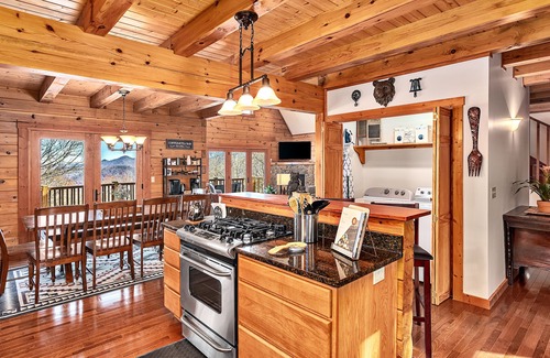 Weaverville Cabin | Breathtaking Mountain View Luxury AVL Cabin w/Hot Tub, Fireplaces, Hi-Speed Wifi