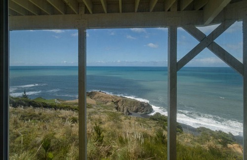 Shelter Cove Condo | Breathtaking Oceanview! by OceanviewHotTubs Monthly Minimum