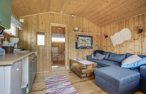 Balsfjord Cabin | Breathtaking Panoramic Views Cabin - Secluded/fire pit/ideal for aurora