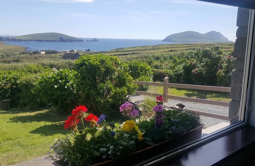 Dunquin House | Breathtaking scenery of Great Blaskets and Skellig Islands on Wild Atlantic Way
