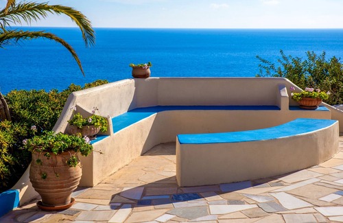Myrtos Apartment | Breathtaking sea view, FENG SHUI, rest, quiet, winter vacation Crete