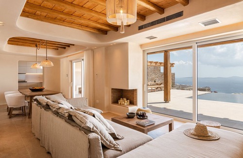 Agios Ioannis Villa | Breathtaking seaview and just 10 minutes away to Mykonos Town Center!