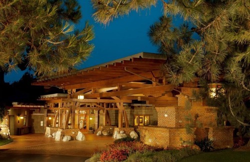 Torrey Pines Hotel | Breathtaking Suites with Cozy Fireplaces! 2 Relaxing Units, Pool, Pets Allowed!