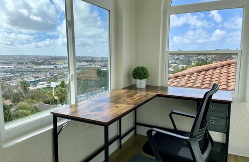 Middletown Apartment | Breathtaking View 2BD/1BTH Unit in Central SD