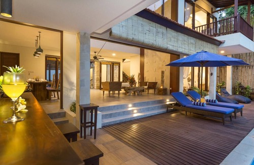 Melayang Villa | Breathtaking View in Ubud Tranquil 3BR Luxury Villa