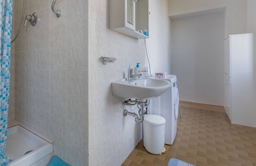 San Giovanni-Chiadino-Rozzol Apartment | Breathtaking view of the endless sea, peaceful oasis in the green