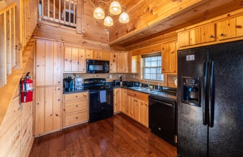 Stanley Cabin | Breccia Cabin
