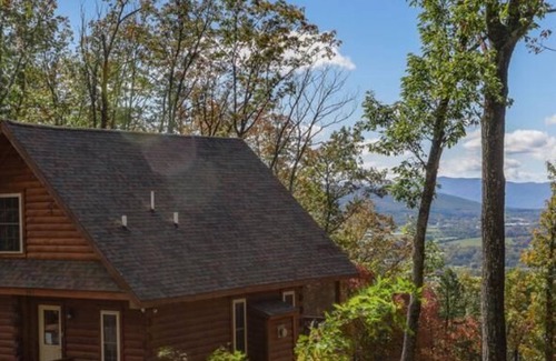 Stanley Cabin | Breccia Cabin