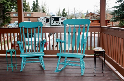The Highlands Ski Chalet | Breckenridge Mountain Chalet, Easy access to Ski Areas, hiking, biking and more!