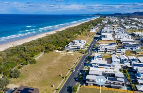 Kingscliff House | Breeze at Salt - Wheelchair Accessible with Heated Pool