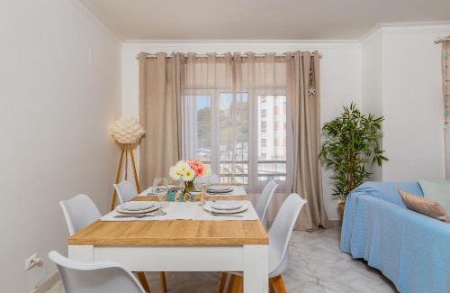 Setubal Apartment | Breeze Beach House