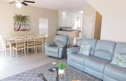 Surfside Beach House | Breezy 5BR w/Ocean Views | Deck | Walk To Beach| Site 1097