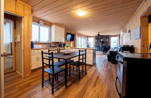 Long Point Cabin | Breezy Blue Hideaway