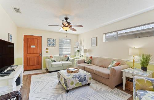 El Centro Beach House | Breezy PCB Vacation Rental with Lanai, Walk to Ocean