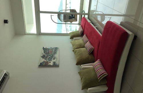 Batu Maung Condo | Breezy seaview condo