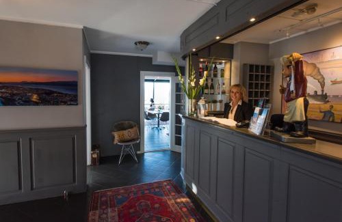 Narvik Hotel | Breidablikk Guesthouse