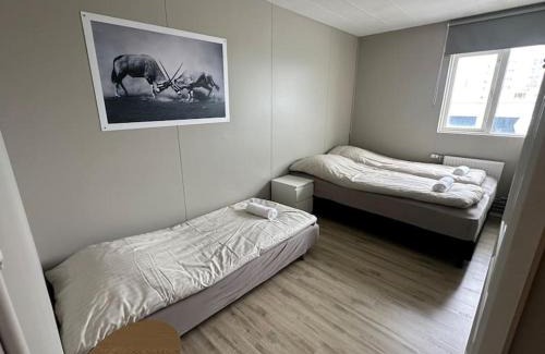 Keflavik Apartment | Brekkustígur 42