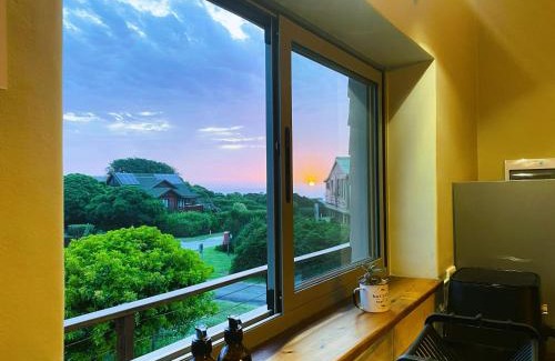 Brenton-on-Sea Apartment | Brenton Breeze - self-catering