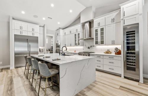Flagstaff House | Breton 3346 Flagstaff