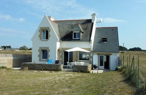 Esquibien House | Breton house by the ocean in the dunes of Trez Goarem