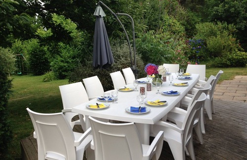 Clohars-Carnoet Villa | Breton style villa set in a large garden, indoor heated pool (28°), jacuzzi (37°), sauna
