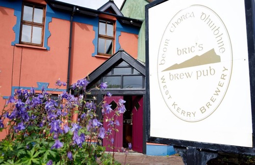 Ballyferriter Apartment | Brewers Lodge - Tig Bhric and West Kerry Brewery, An Riasc Ballyferriter