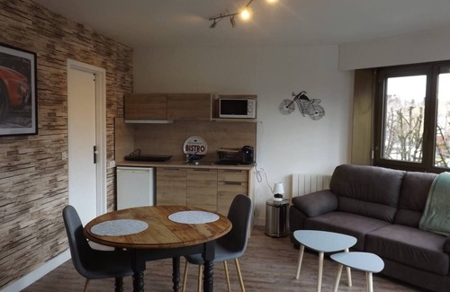 Charleville-Mezieres Apartment | Briand : Beautiful bright apartment, near train station, ideal for couple