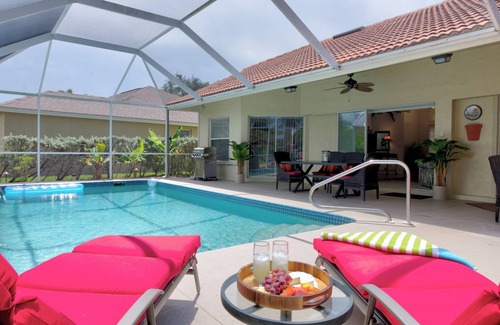 Central Naples House | Briarwood Palms - Fabulous Lakeside Home with private pool, Briarwood, Naples