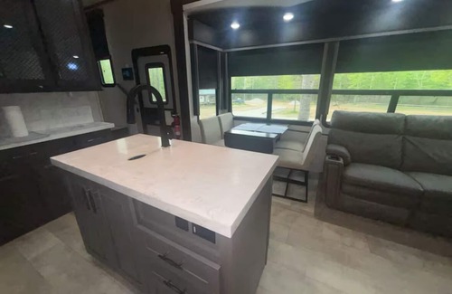 Camp Dix RV Rental | Bribery’s Hideaway