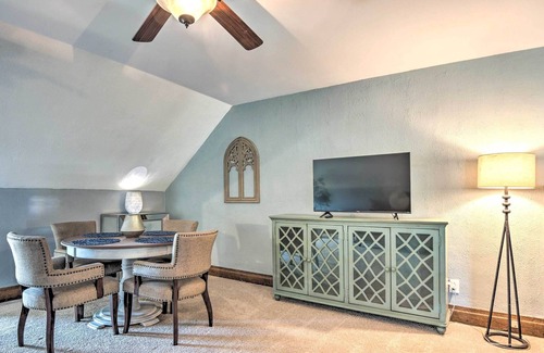 Historic Downtown Bedford Apartment | Brick Victorian Apt w/ Mtn Views, Walk to River!