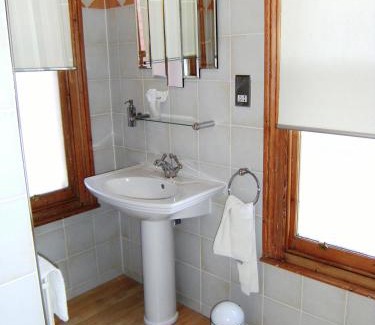 Newark Bed & Breakfast | Bridge House Bed & Breakfast